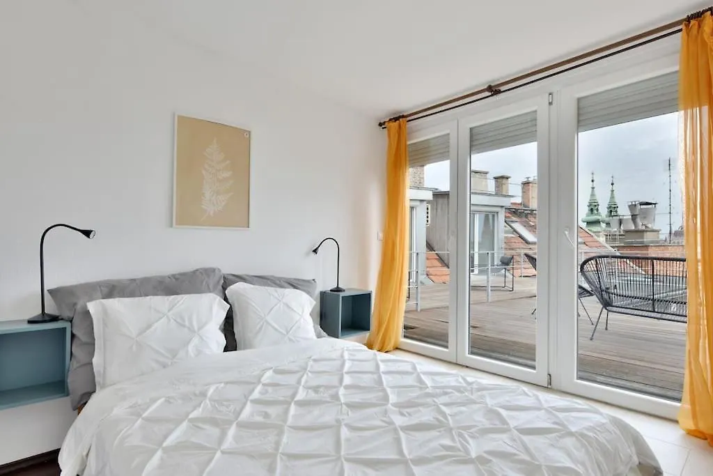 Buda Batthiany Square, 6 Boedapest Appartement