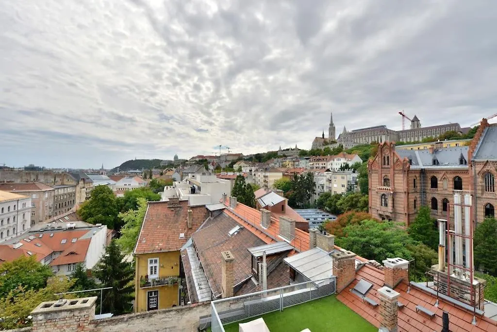 Appartement Buda Batthiany Square, 6 Boedapest